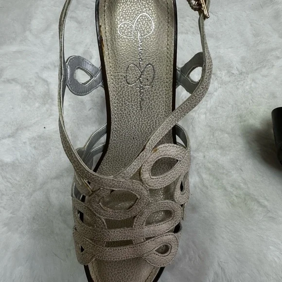 Jessica Simpson Elegant ivory Strappy Sandals - Picture 3 of 4